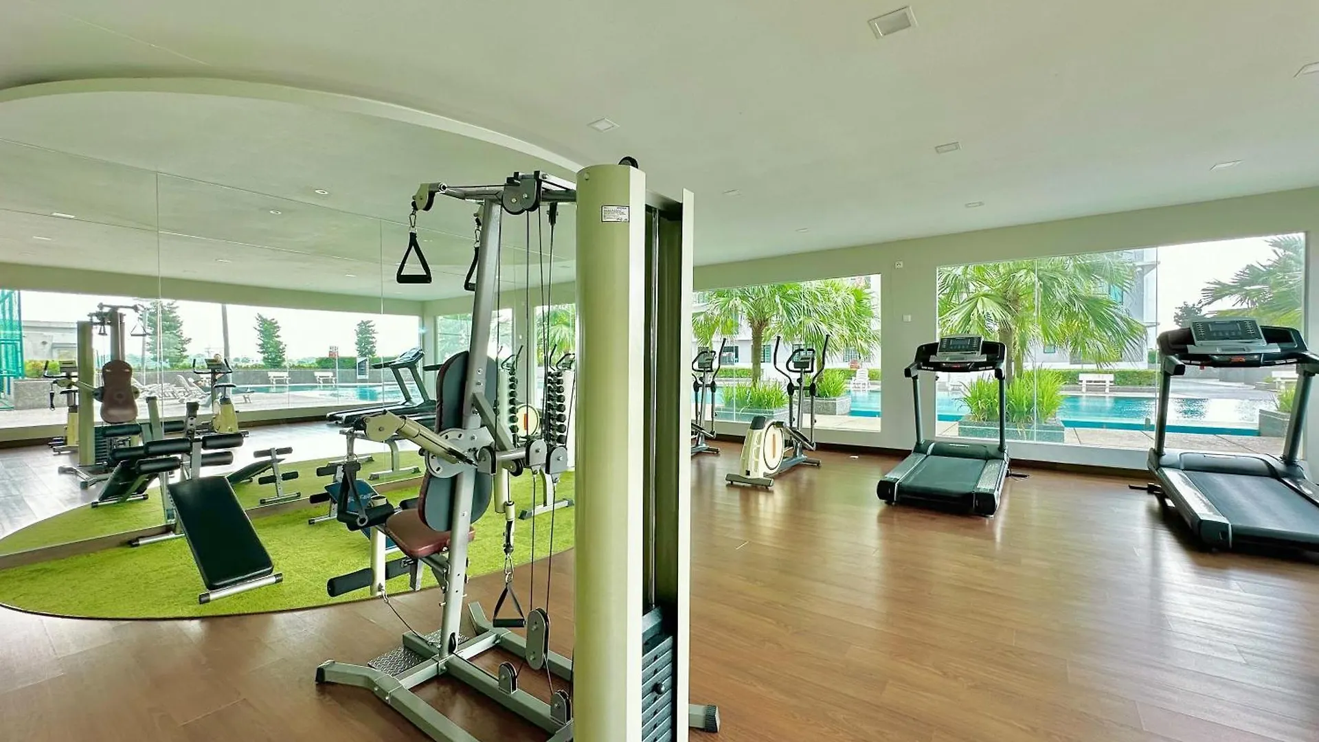 The Platino Near Paradigm Mall By Stayrene Johor Bahru
