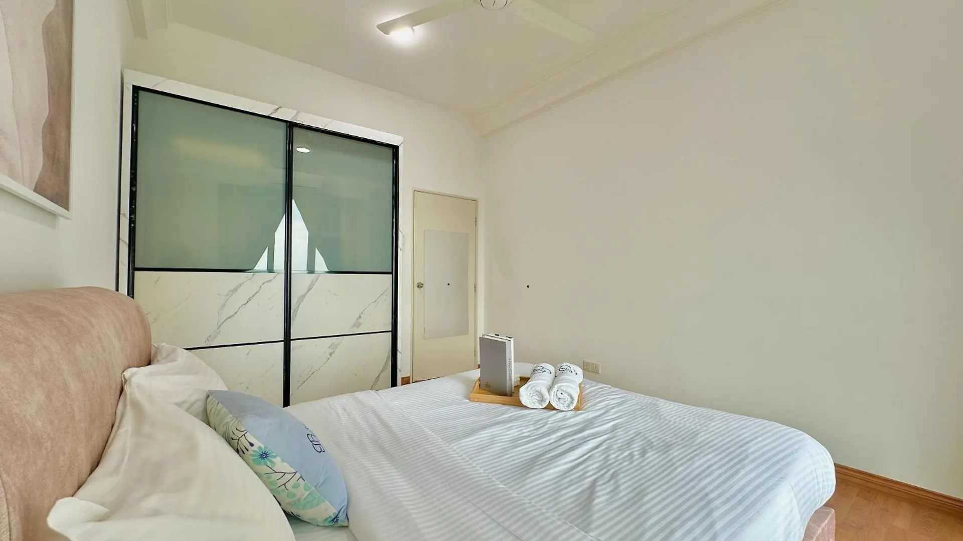 The Platino Near Paradigm Mall By Stayrene Johor Bahru Apartment